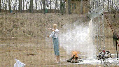 中证策略 刚刚还在炒菜，命瞬间就没了！厨房里的8大夺命行为，千万不要做！